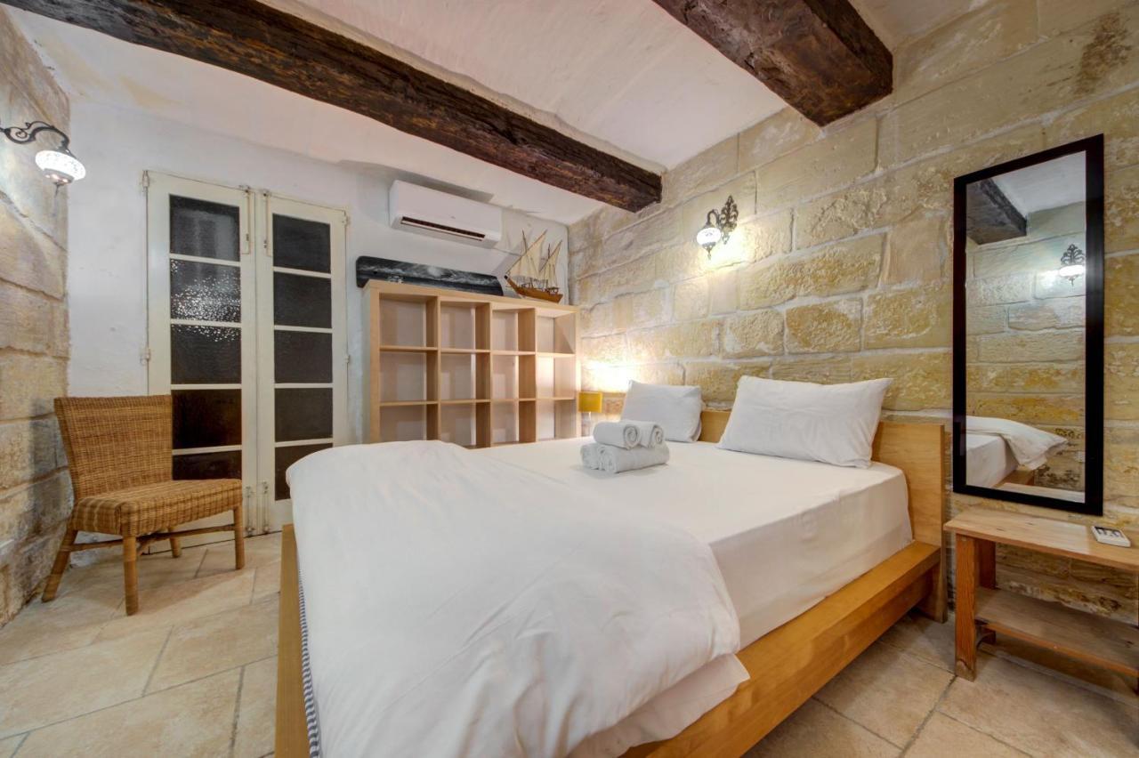 Victory View One Bedroom Apartment Valletta Exterior photo